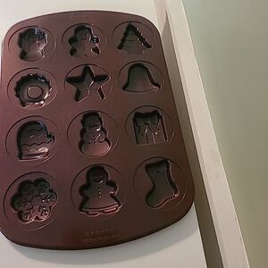 Crofton  Holiday  Cookie  Pan